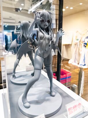 【画像】イリヤさん、約98%裸のエッチなフィギュアを作られてしまう???
