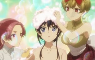 アニメ『いびってこない義母と義姉』女の子のエロい裸を洗ってもらうシーン！7月放送開始