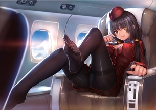 【嗅いでみる？】パンスト・タイツを履いた足を突き出してる二次エロ画像