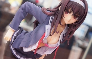 『冴えない彼女の育てかた』服を脱ぎかけでブラ丸出しパンツ下ろしかけのエロフィギュア