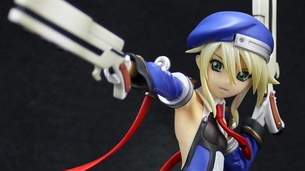 『クイーンズゲイト』ブレイブルー「ノエル」の見えそうで見えないフィギュア！