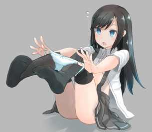 【着替え】パンツ履いてる真っ最中な二次エロ画像