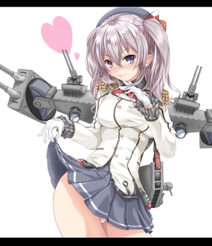 スカートや服をたくし上げてエッチな部分を見せて誘惑してくるエロ画像