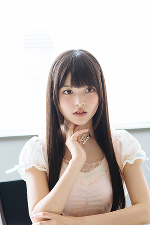【画像あり】声優「上坂すみれさん」のお乳が完全に誘ってる件wwwwwwwwww