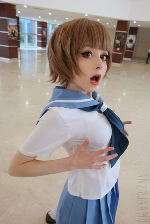 【画像】外人女のコスプレって何で可愛くてエロいのばっかなん？？