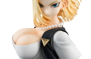 『ドラゴンボール』人造人間18号がエロい超巨乳おっぱいになってるエロフィギュア
