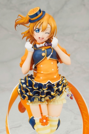 『ラブライブ！』アルター新作の穂乃果ちゃんフィギュアかわえええええ過ぎ問題wwwww