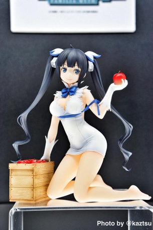 【画像】『ダンまち』「メガホビexpo」で公開されたヘスティアちゃんのフィギュアがエロくていい感じwwwwww