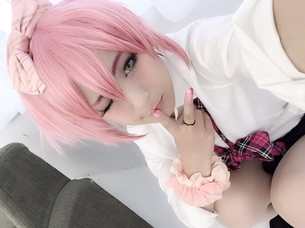 【画像あり】デレマスのコスプレしてるつんこさんの谷間がエロ可愛い過ぎてヌキ納めにふさわしい件www