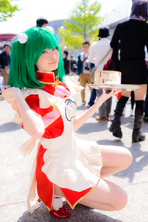女性コスプレイヤーのやたらエロかったり美しかったりする画像集wwwww