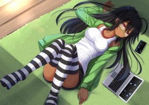 メガネっ娘の二次エロ画像を愛でる。