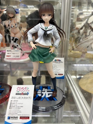 【画像】最近エッチな母親キャラ人気になりすぎだろ