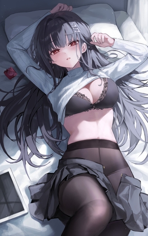 【２次】上着をたくし上げて、乳やブラが丸見えな女の子のエロ画像その７２
