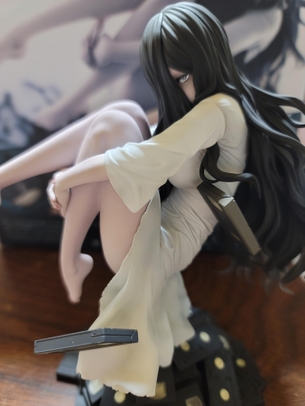 【画像】貞子のフィギュア、ちょっとエッチ?