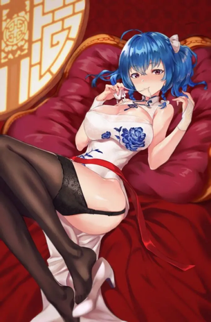 ガーターベルトのエロ画像フォルダを解放していく