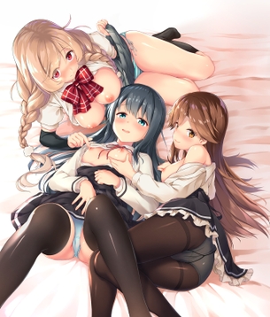 お好みを♡複数の女の子が全力でエロい誘惑をしている画像！　その２４