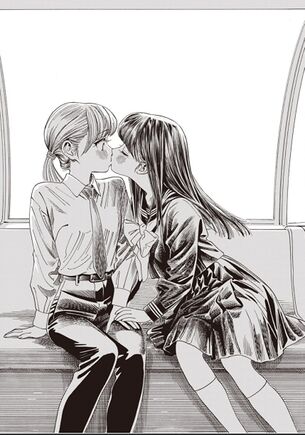 【朗報】『明日ちゃんのセーラー服』、女同士で濃厚なキスをしてしまう