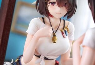 『ユミアのアトリエ』ユミアのえっちなムチムチお腹と太ももが強調されたエロフィギュア！
