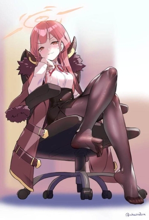 【ブルーアーカイブ】陸八魔アルのエッチでがっつり抜けるエロ画像