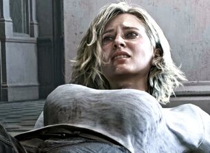 【画像】『バイオハザード レクイエム』のグレースちゃんエッチすぎる