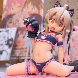 【画像】このエッチなフィギュアいくらなら欲しい？