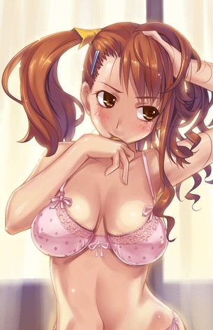 【二次】最近はネット通販中心に安くて可愛いのが多くなってる巨乳ブラのエロ画像