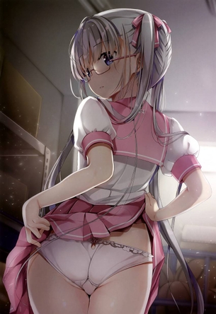 【二次】彼氏の命令でその日のパンツをチェックされてる“たくし上げパンチラJK”のエロ画像
