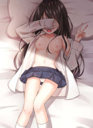 【二次】まるで風俗嬢のプロフィール写真のように自分で目隠ししてる女の子のエロ画像