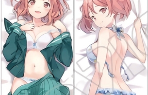 『はたらく魔王さま！』佐々木千穂のエロい下着丸見えや水着姿のエロい抱きまくら！