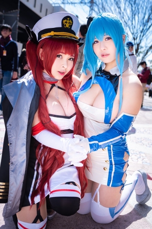 【画像】女性コスプレイヤーさん、公衆の面前でエロ乳さらし過ぎ問題wwwwwwwww