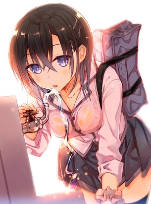 濡れて透け透け 衣服が濡れた事で透け透けになってるエロ画像