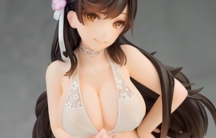 『アズールレーン』愛宕のエロすぎる透け透けのおっぱいなど水着姿のエロフィギュア！