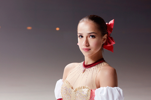 フィギュアスケートザギトワ選手のまどかコスプレが可愛いすぎるwwwww