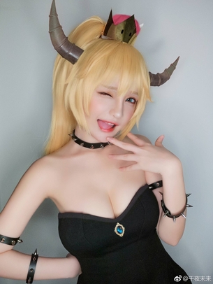 中国でめちゃくちゃエロ可愛いコスプレイヤーが発掘されるwwwwwwwwwww