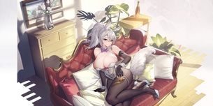 【画像】例のソシャゲ、おっぱいデカすぎて溢れそうなバニーがエロすぎる