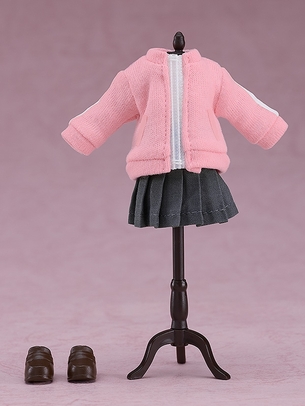 【悲報】ぼっちざろっくの後藤ひとりさん、制服やパンツなど全てを売られてしまう