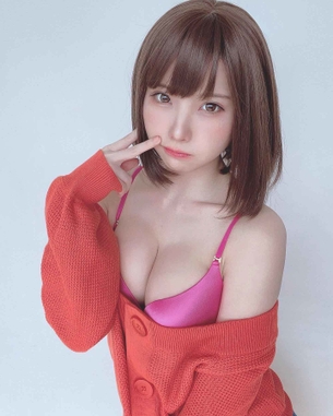 【画像】えなことかいう世界三大美女のエチエチおっぱちょｗｗｗｗｗ