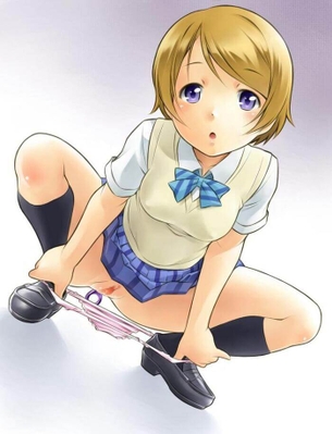 [ラブライブ!][エロ画像]小泉花陽(こいずみはなよ)の脚を開脚させたよ～♪