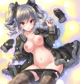 太ももの二次エロ画像を愛でる。