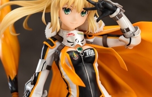 『フェイト』アルトリアがエロいピチピチおっぱいと太もものレーシングスーツのエロフィギュア