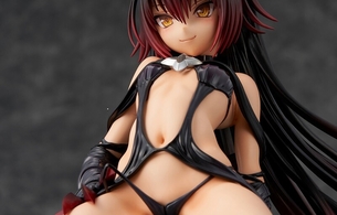 『ToLOVEる』ネメシスの超エロい衣装でほぼ下半身が見えちゃってるエロフィギュア！