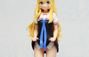 『戦×恋（ヴァルラヴ）』女の子がスカートをたくし上げパンツ丸見えのエロプライズフィギュア