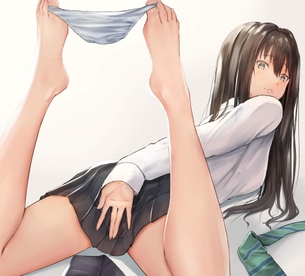 【ほら、脱いだよ】足先にパンツ引っ掛けてアピールする女子達の二次エロ画像