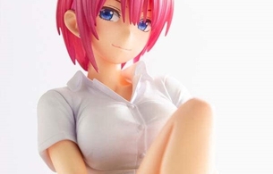 『五等分の花嫁』中野一花が太ももを見せつけてパンツが見えそうなエロポーズのフィギュア