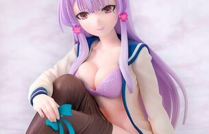 『俺を好きなのはお前だけかよ』秋野桜のエロい着替え中の下着丸見え姿のエロフィギュア