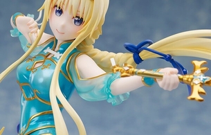 『ソードアート・オンライン』アリスの透け感のあるえっちなチャイナドレス姿のエロフィギュア