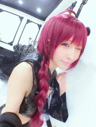この29歳のコスプレイヤーよりかわいい人おる？wwwwwwww