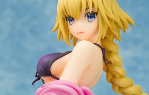 『フェイト/エクステラ』ジャンヌ・ダルクのエロいおっぱいやお尻の水着姿のエロフィギュア！