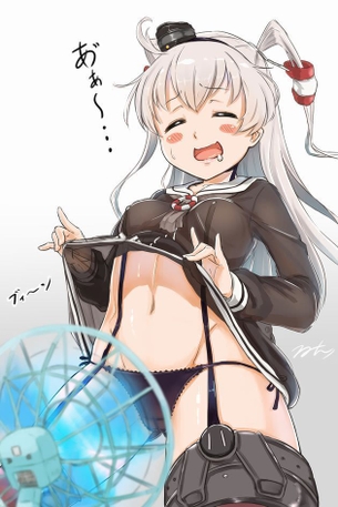 【お腹・画像】肉付きが良くてうっすら腹筋が割れてる理想的なお腹の女の子♥【二次画像.parts】
