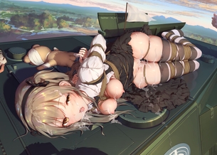 縄などで拘束・緊縛されている女の子のエロ画像！3